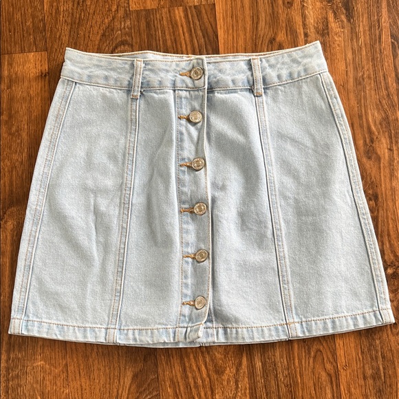 Forever 21 Dresses & Skirts - Forever 21 Light Blue Denim Button-Front Mini Skirt